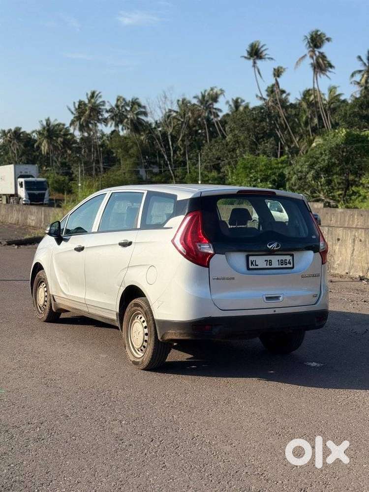 Mahindra Marazzo M2, 2018, Diesel