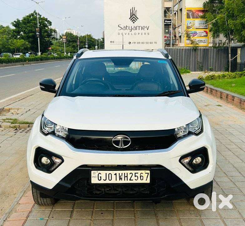 Tata Nexon 1.5 Revotorq Xma Amt (s), 2022, Petrol