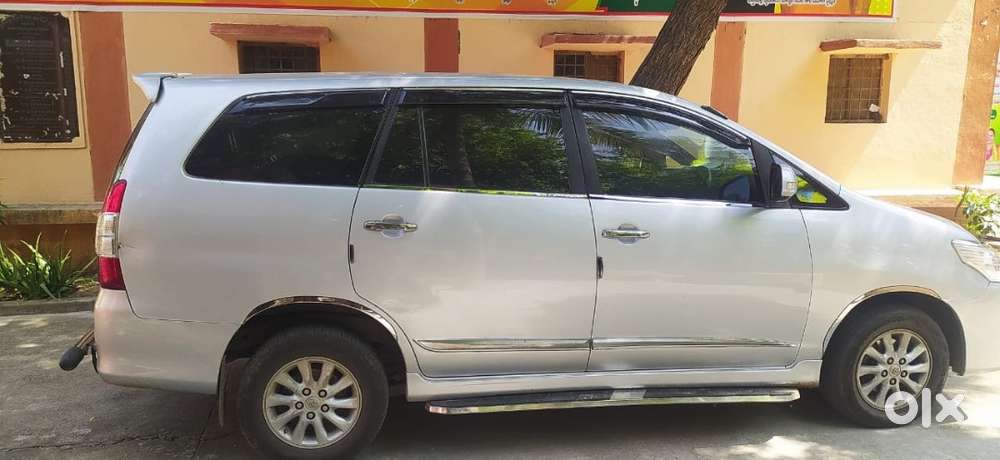 Toyota Innova 2012 Diesel Well Maintained