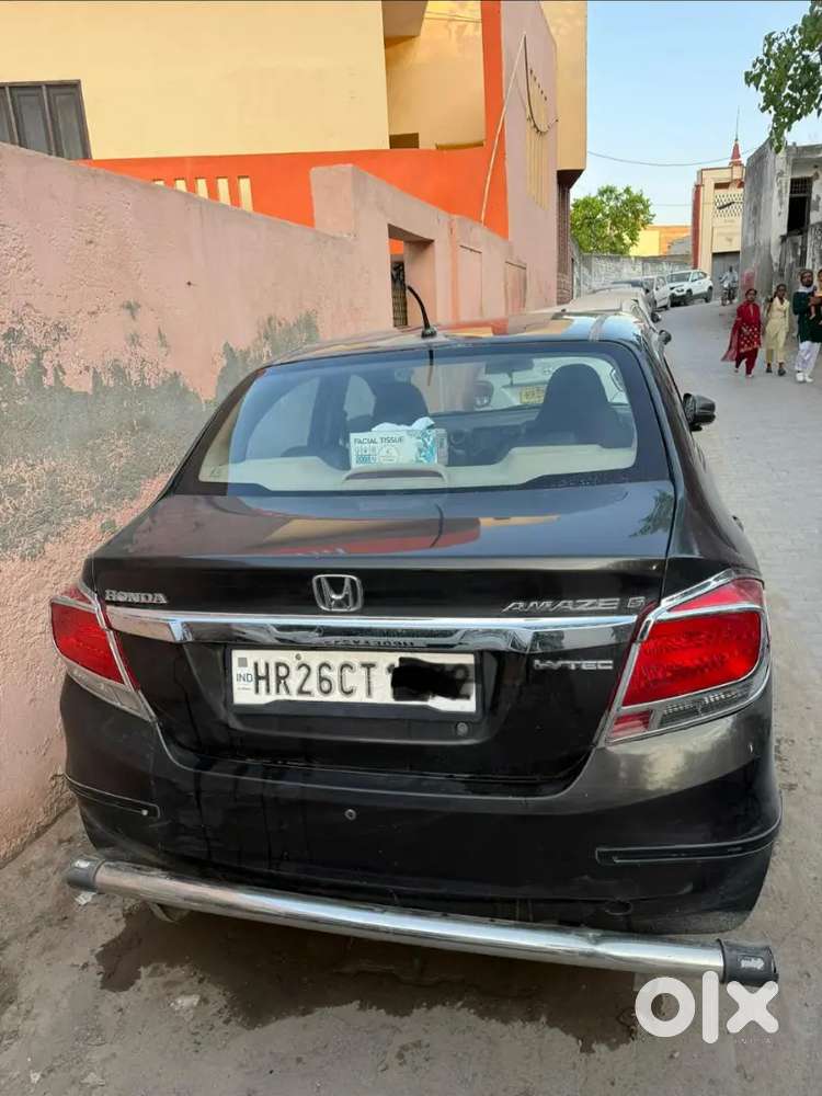 Honda Amaze 2015 Petrol Well Maintained