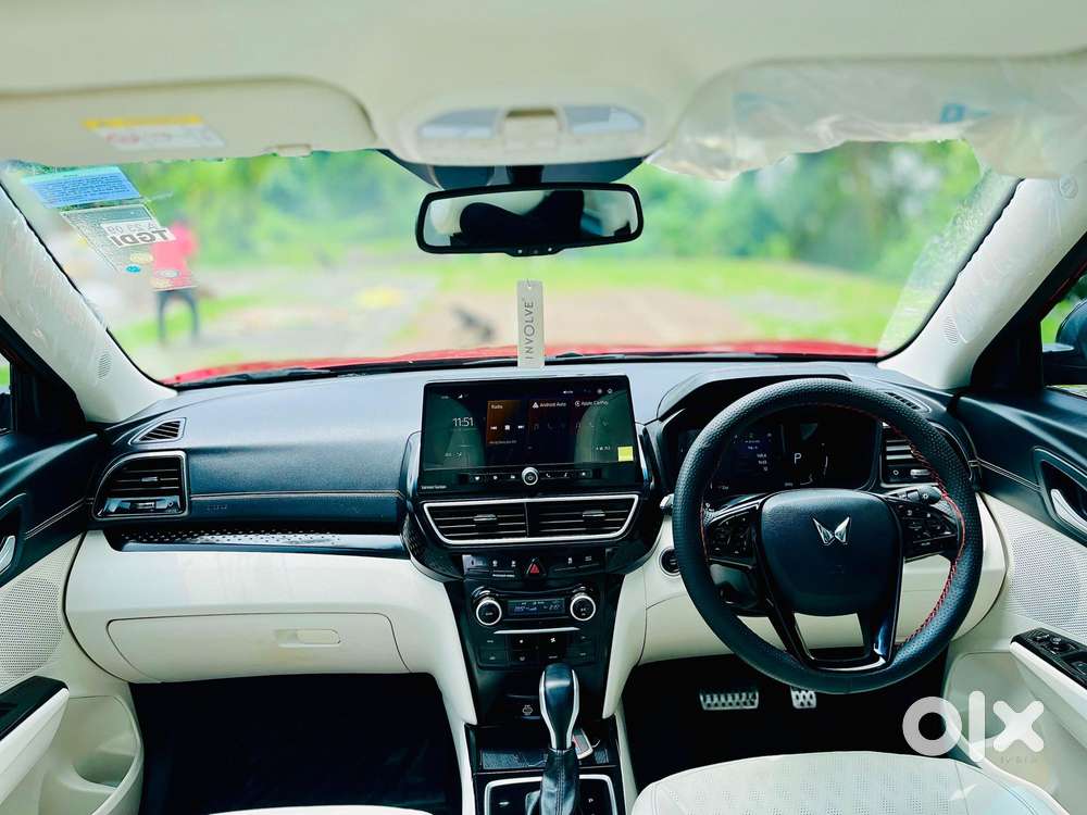 Mahindra Xuv 3xo, 2025, Petrol