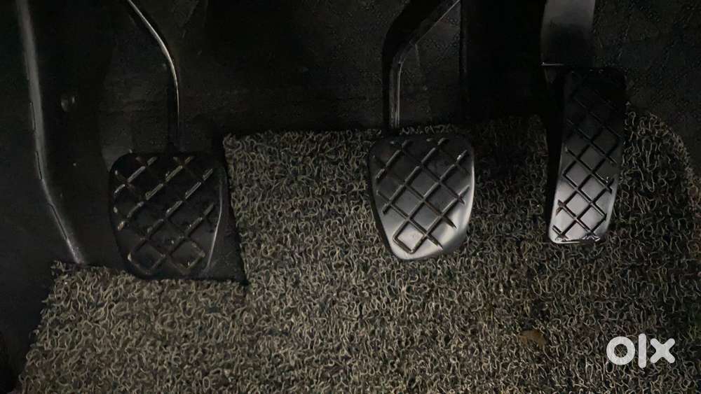 Skoda Kushaq 1.0 Tsi Ambition, 2022, Petrol