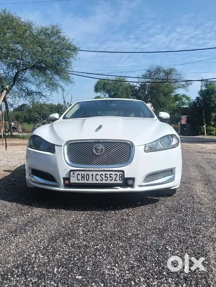 Jaguar Xf 2013 Diesel 100000 Km Driven