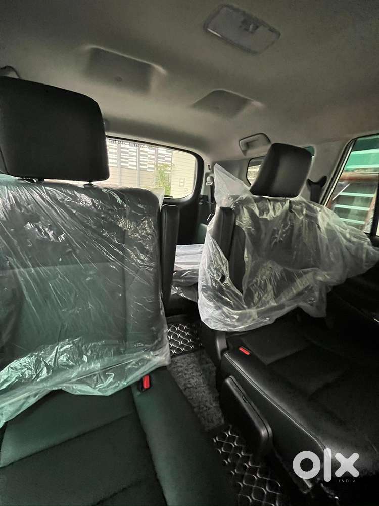 Toyota Innova Crysta 2024 Diesel Manual