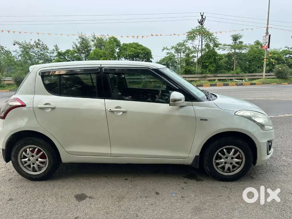 Maruti Suzuki Swift 2015 Diesel 58099 Km Driven