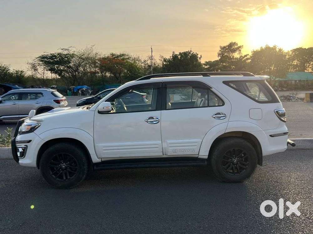 Toyota Fortuner 3.0 4x2 Mt, 2015, Diesel