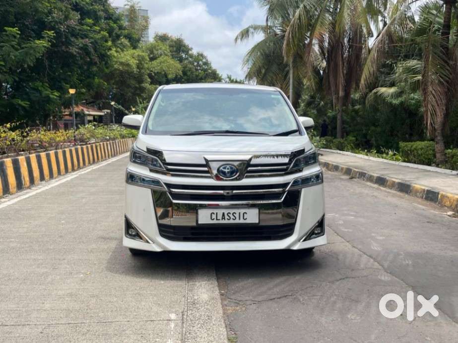 Toyota Vellfire Vip &ndash; Executive Lounge, 2023, Petrol