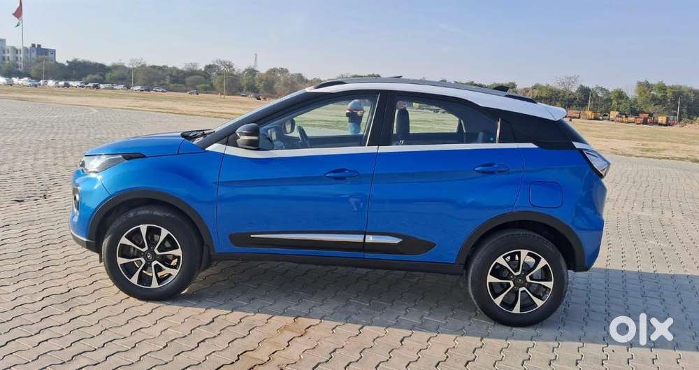 Tata Nexon 1.2 Revotron Xza Plus Dualtone, 2020, Petrol