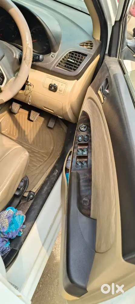 Hyundai Verna 1.6 Ex 2012