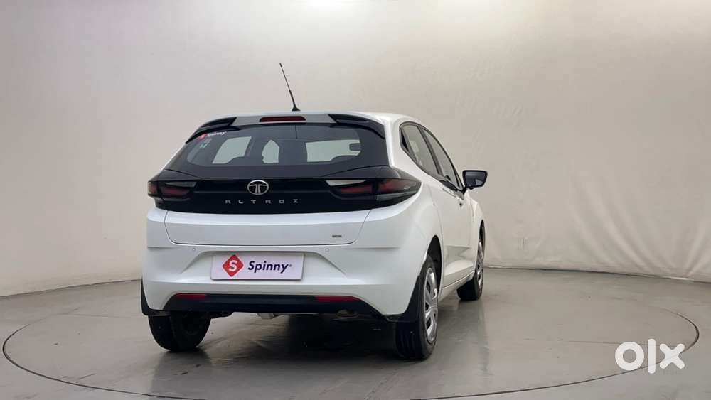 Tata Altroz 1.2 Xma Plus, 2025, Petrol