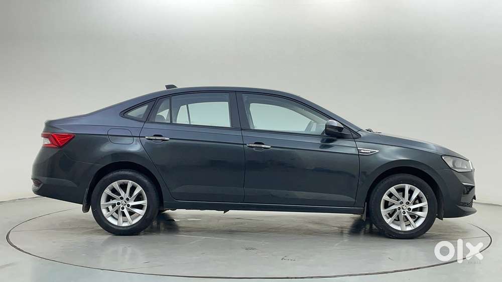 Skoda Slavia Ambition 1.0l Tsi At, 2022, Petrol