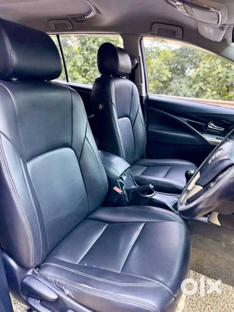 Toyota Innova Crysta 2.4 V 8 Str, 2017, Diesel