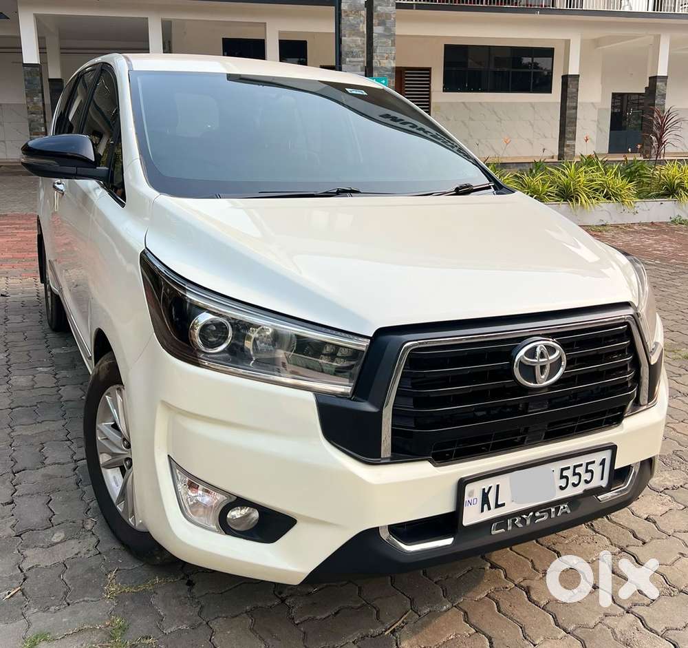 Toyota Innova Crysta 2018/6 2.8 Z At Diesel 105000 Km Driven