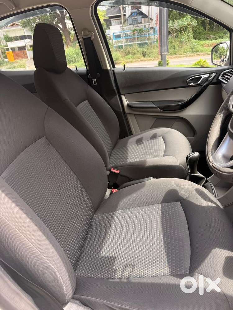 Tata Tiago 1.05 Revotorq Xz, 2016, Petrol