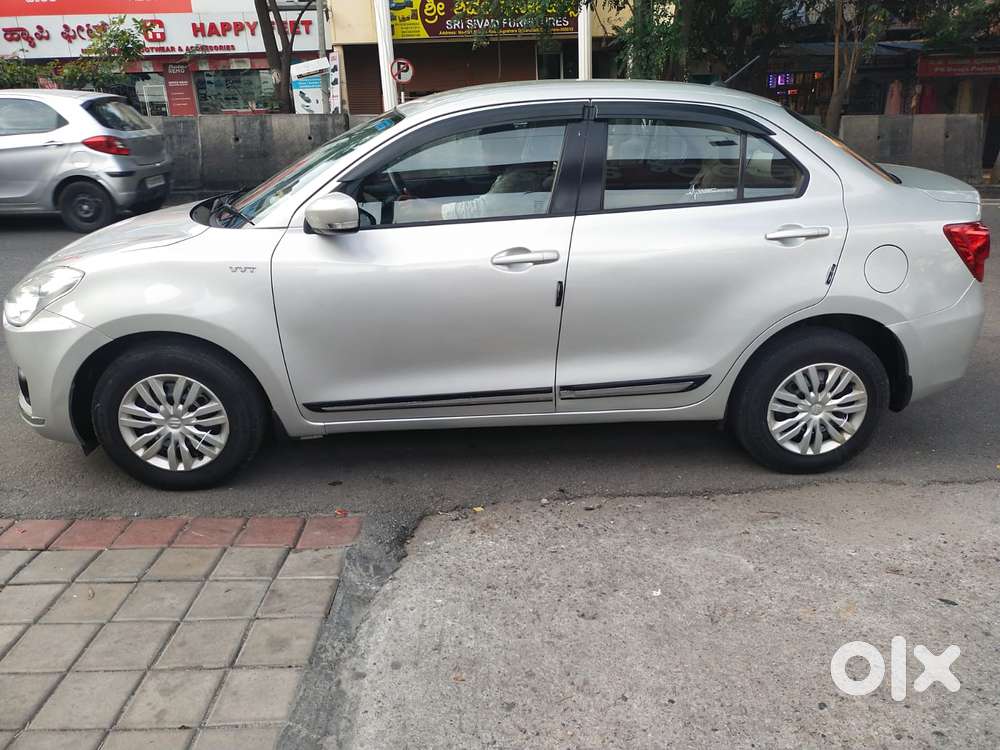 Maruti Suzuki Swift Dzire 1.2 Vxi Bsiv, 2017, Petrol