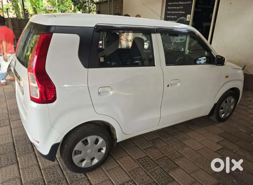 Maruti Suzuki Wagonr 2024 Automatic 16000 Km Driven