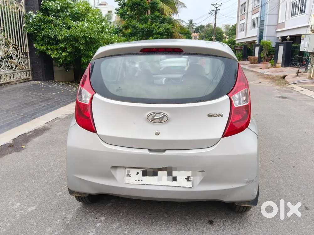 2019 Hyundai Eon Era +
