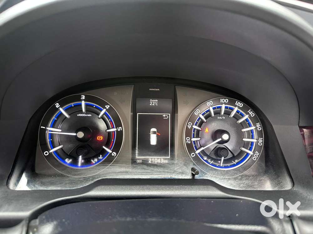 Toyota Innova Crysta 2.4 V, 2017, Diesel