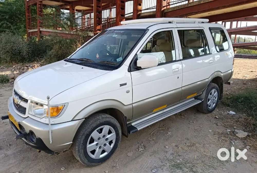 Chevrolet Tavera Neo 2016