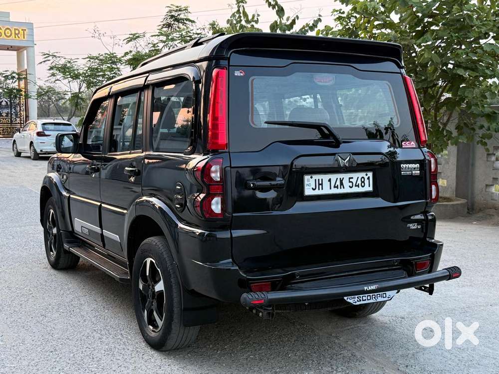 Mahindra Scorpio Classic 2.2 S 11 Mt 7 Str, 2023, Diesel