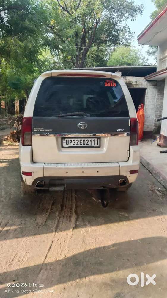 Tata Safari Storme 2012