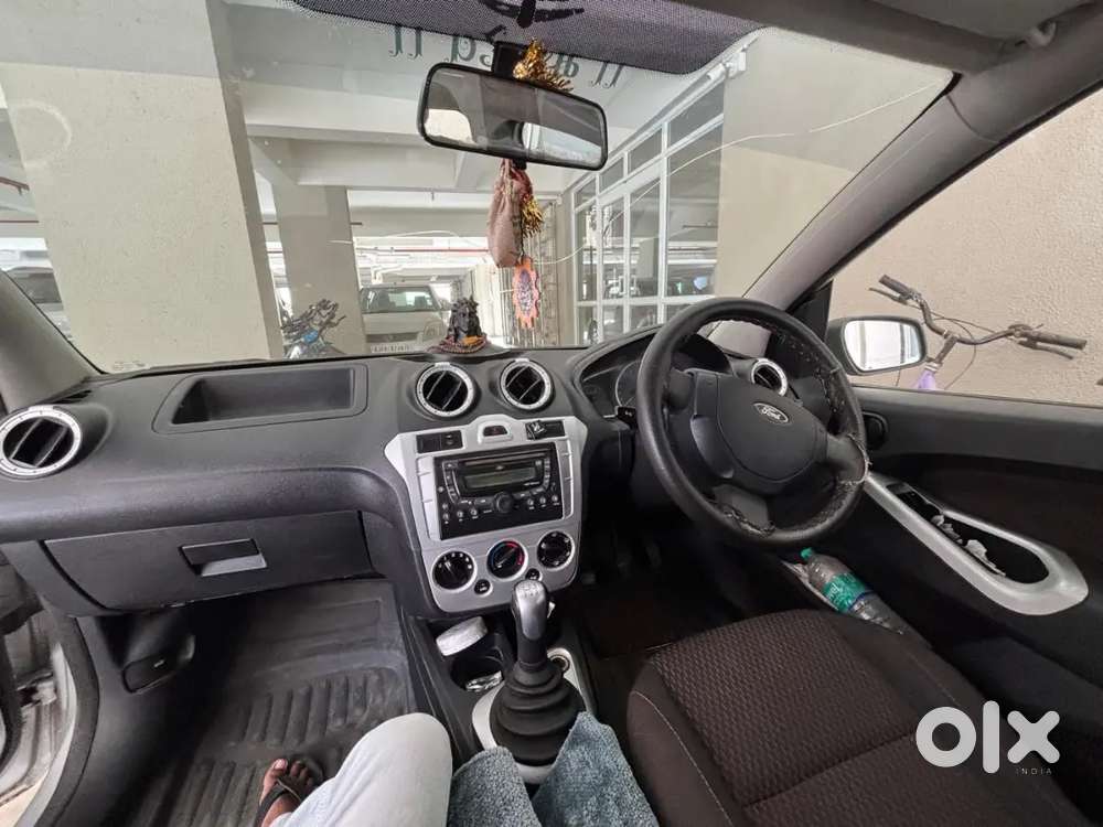 Ford Figo Petrol Lxi 2010