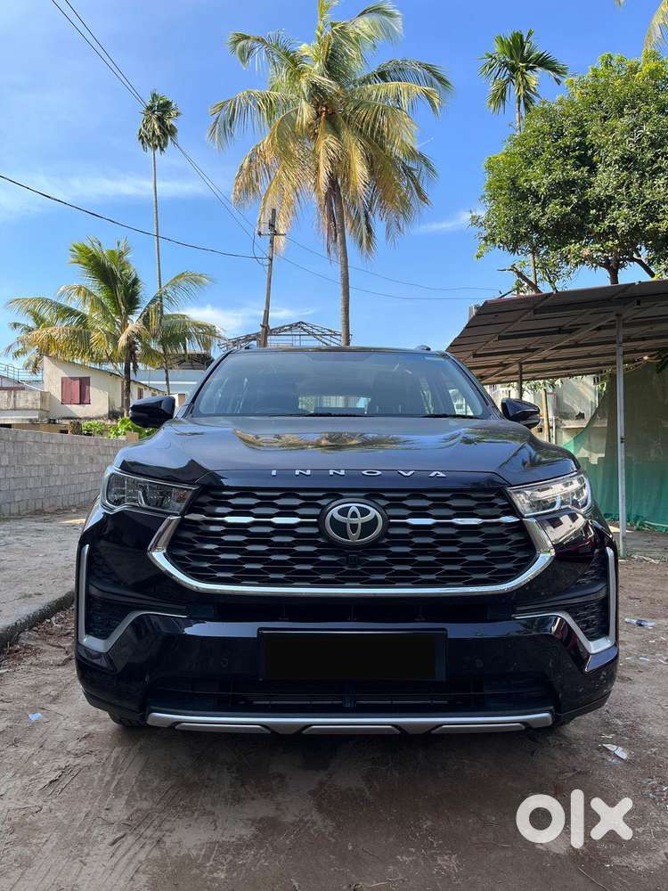 Toyota Innova Hycross 2.0 Vx Hybrid 7 Str, 2023, Petrol