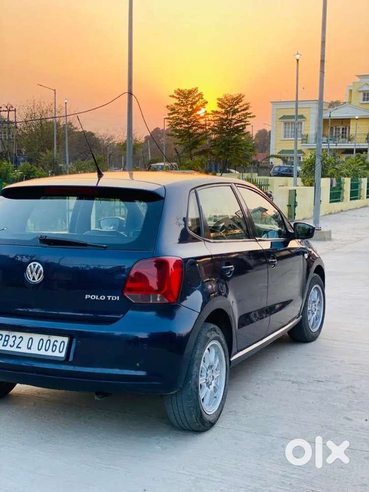 Polo ਬਹੁਤ ਘੱਟ ਚੱਲੀ ਸਾਰੀ ਫੈਮਲੀ ਕੈਨੇਡਾ