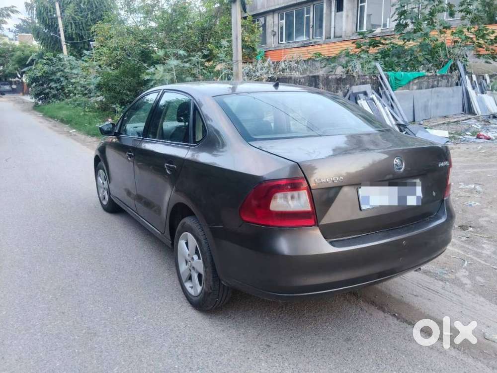Skoda Rapid 1.5 Tdi At Ambition, 2016, Diesel