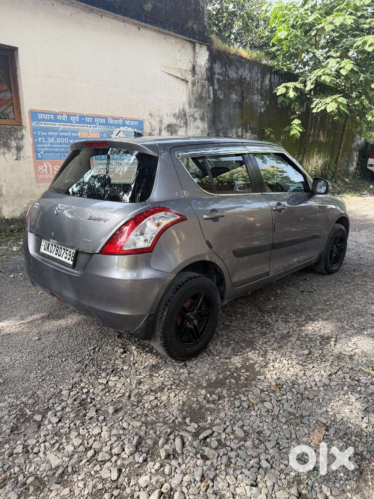 Maruti Suzuki Swift Vxi + Manual, 2014, Petrol