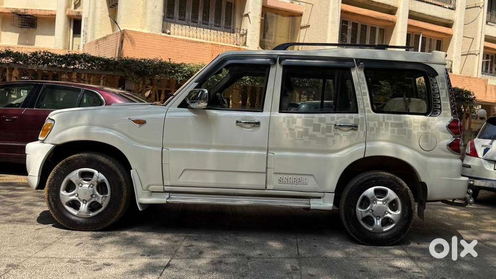 Mahindra Scorpio Classic 2012 Diesel 120000 Km Driven
