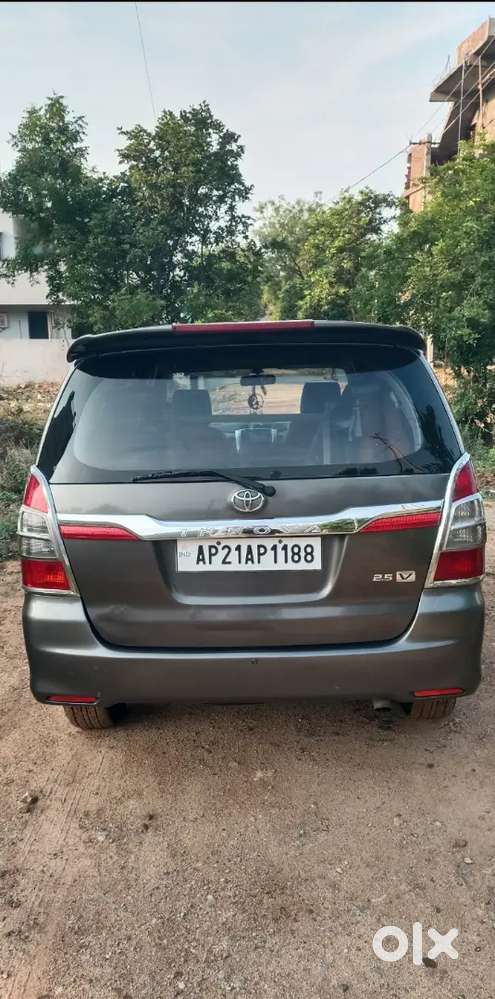 Toyota Innova 2.5 Vx 2012