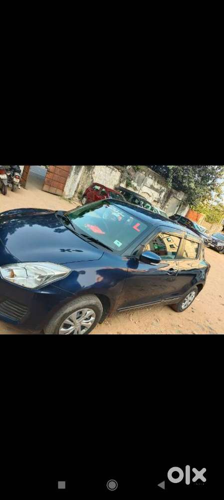 Maruti Suzuki Swift Vxi + Manual, 2022, Petrol
