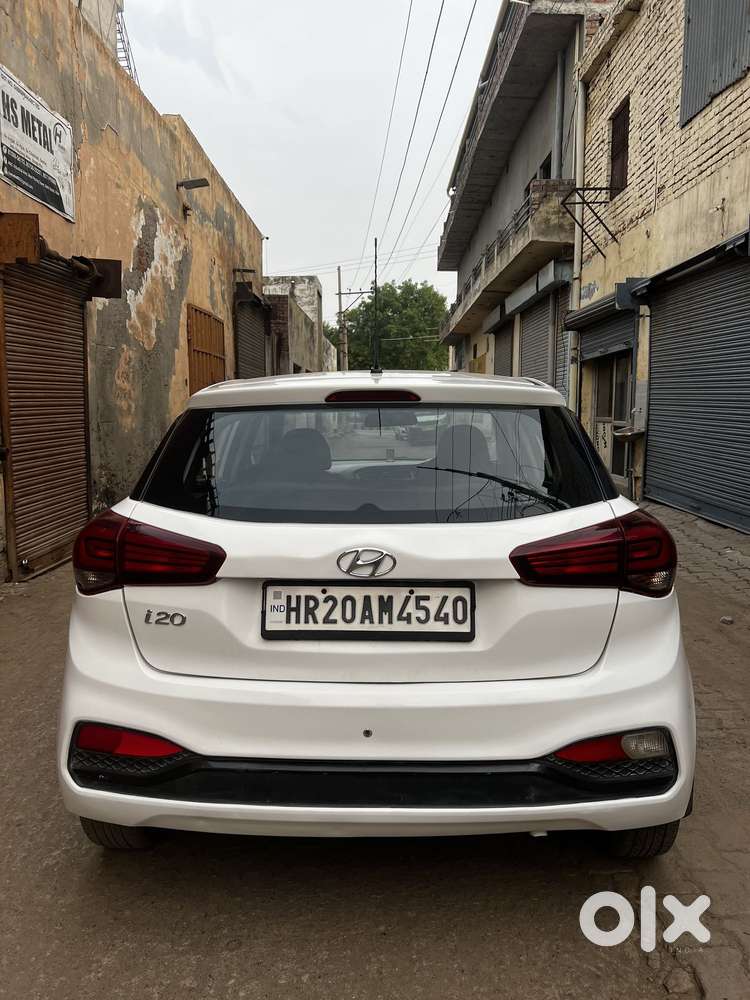 Hyundai I20 Petrol Cvt Magna Executive, 2018, Cng & Hybrids