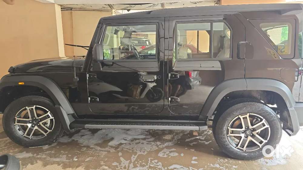 Mahindra Thar Roxx 2025 Petrol Only 7000 Kms