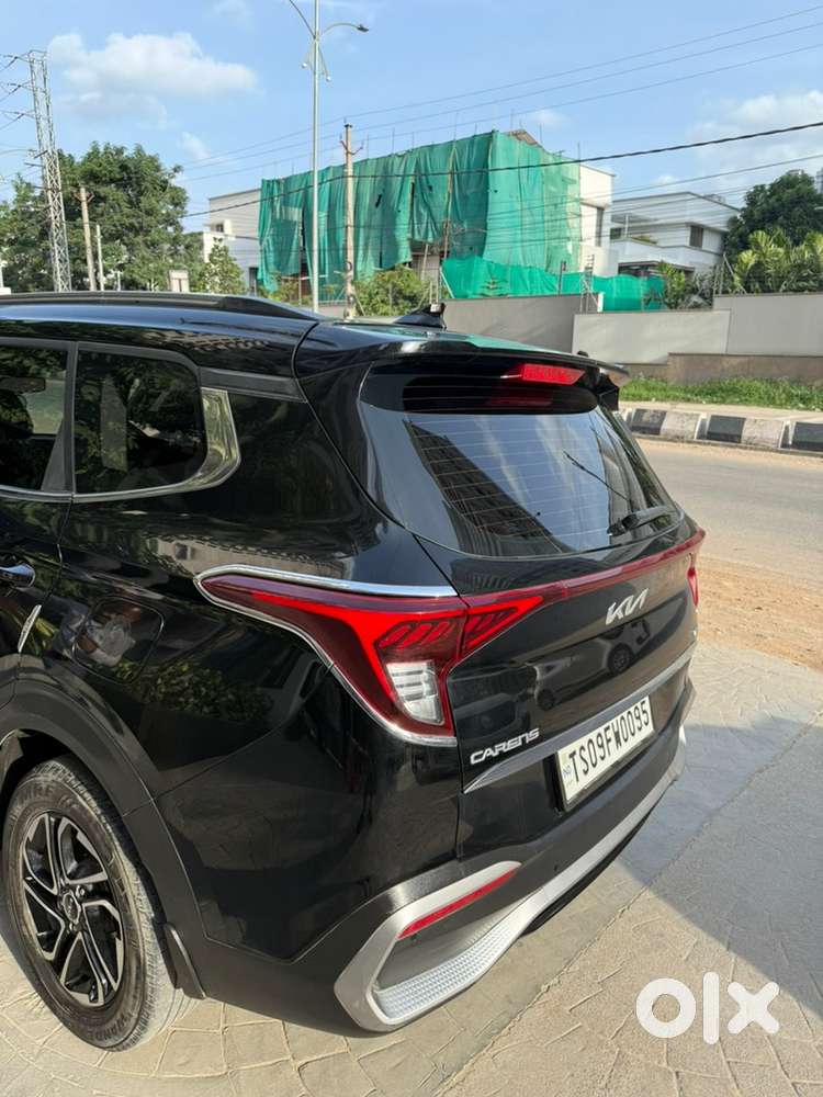 Kia Carens 2022 Drives