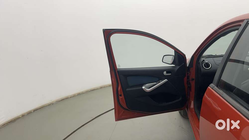 Ford Figo 1.2 Duratec Petrol Titanium, 2015, Petrol