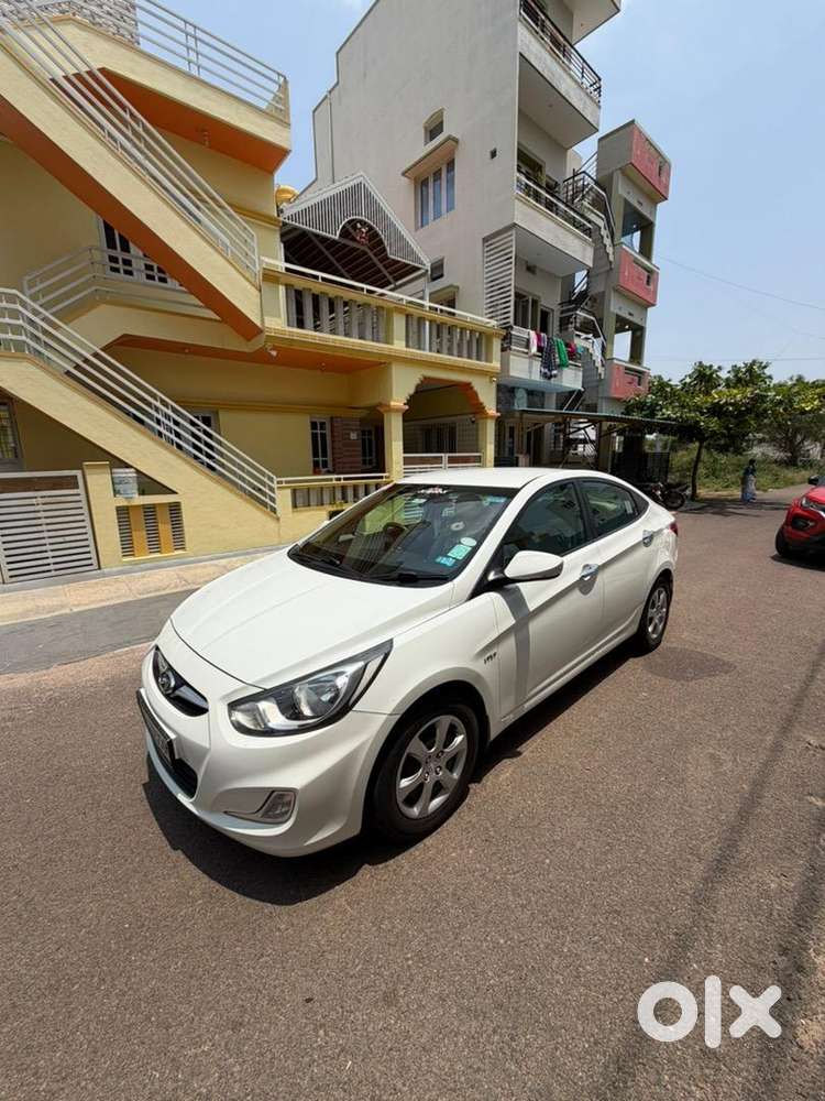 Hyundai Verna 2012 Petrol Good Condition