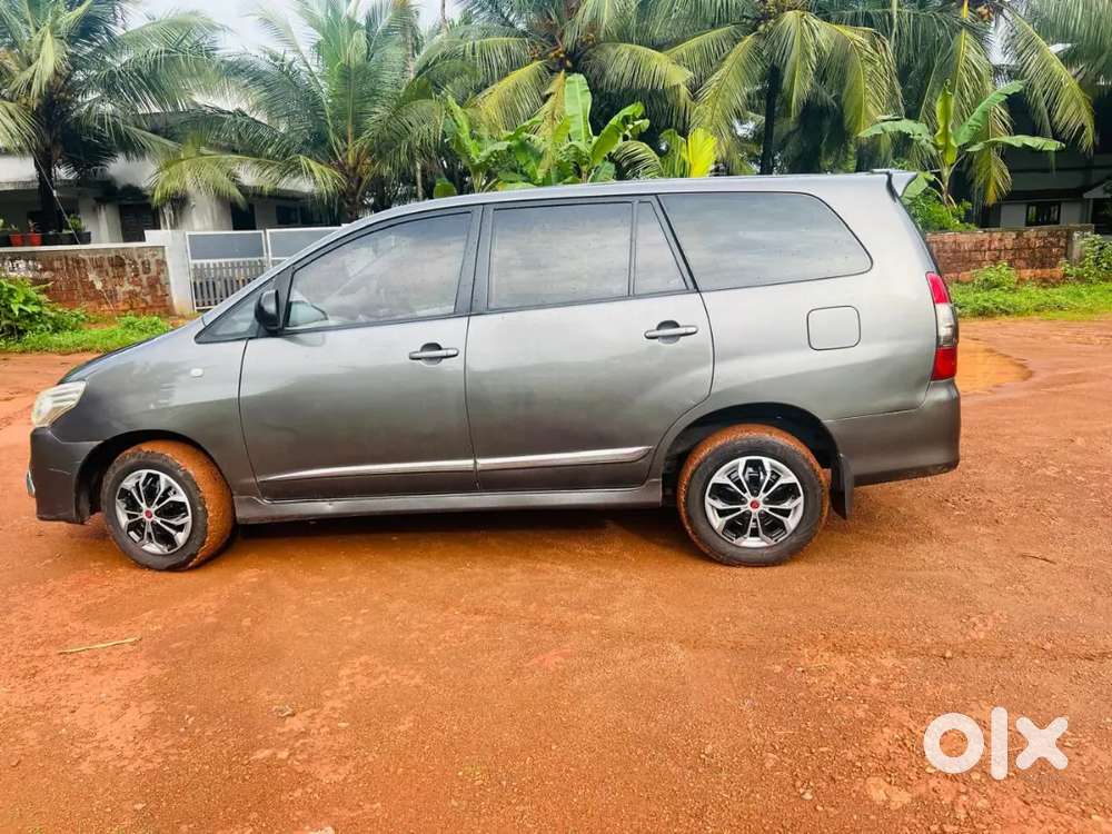 Toyota Innova G2 8 Diesel 2012 Good Condition