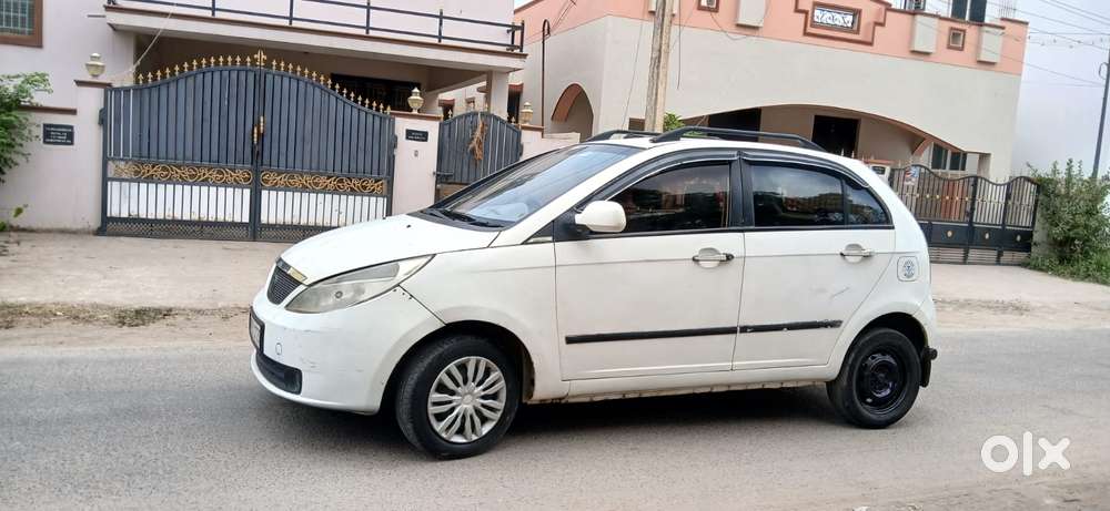 Tata Indica Vista Aqua 1.3 Quadrajet (abs), 2010, Diesel