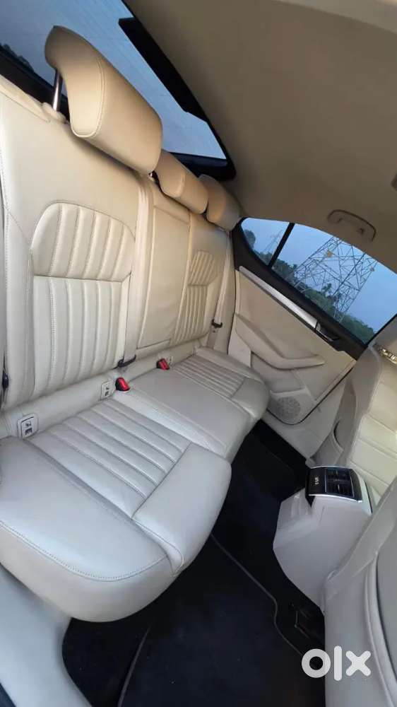 Skoda Superb Style 2016 Petrol Manual