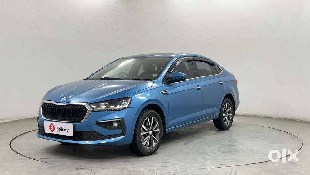 Skoda Slavia Style 1.0l Tsi Mt, 2022, Petrol