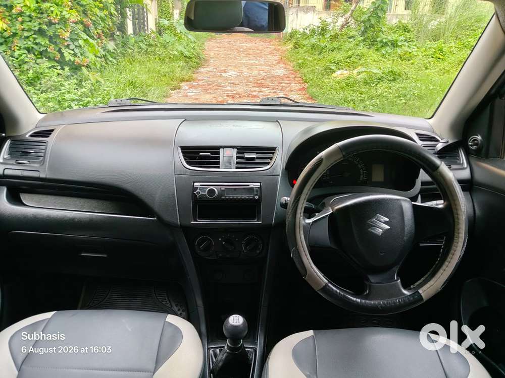Maruti Suzuki Swift Lxi, 2013, Petrol