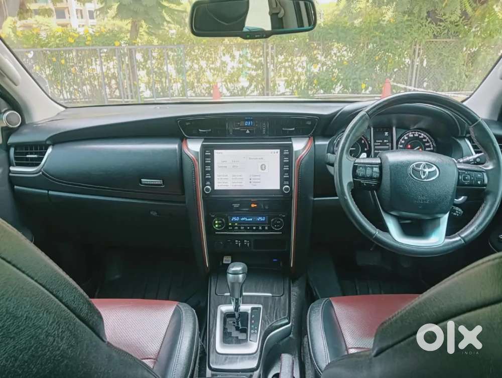 Toyota Fortuner Legender, 2023, Diesel