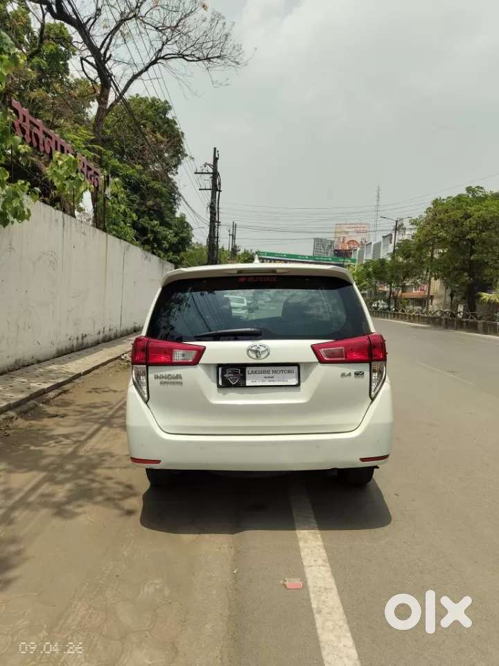 Toyota Innova Crysta [2020-ongoing] 2.4 Zx At 7 Str, 2022, Diesel