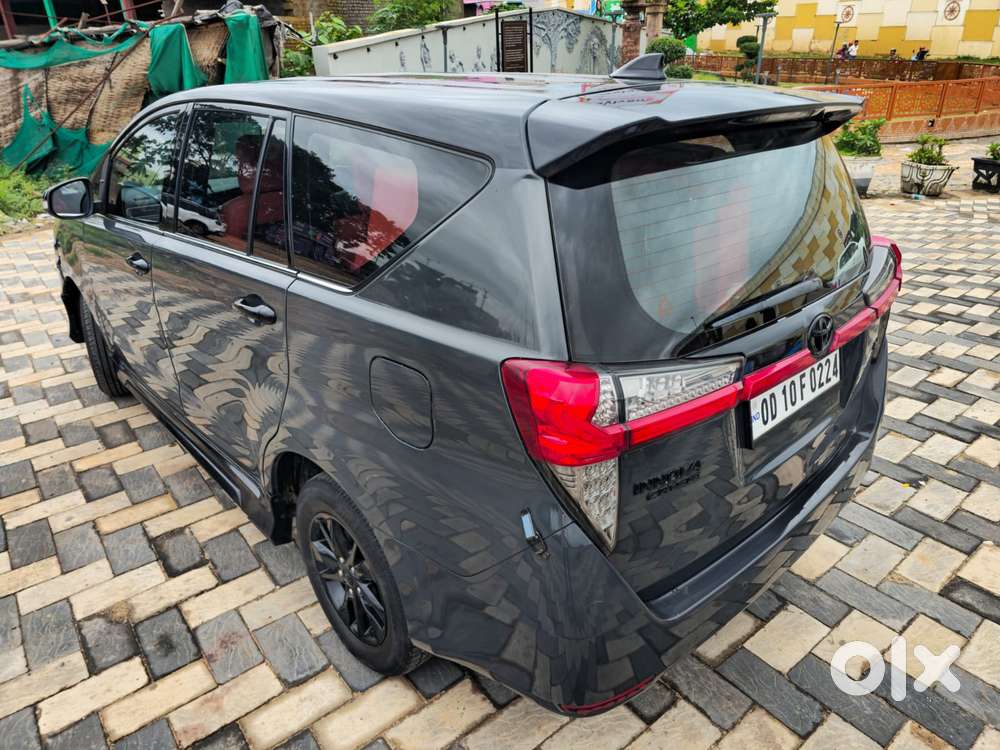 Toyota Innova Crysta 2.4 V, 2017, Diesel