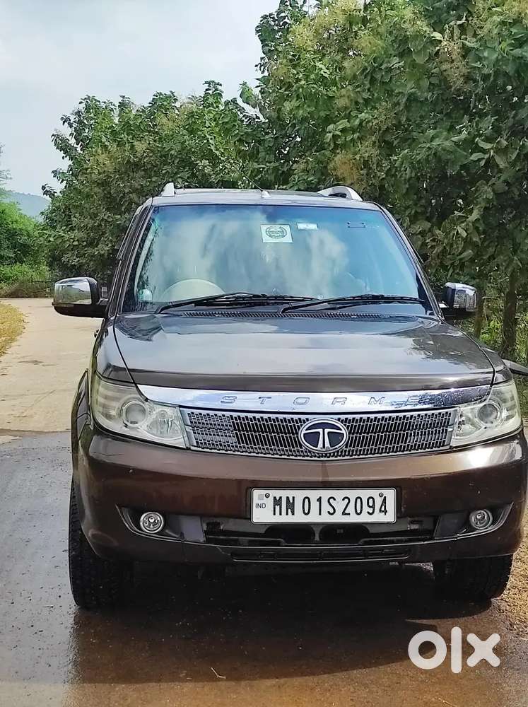 Tata Safari Storme 2014