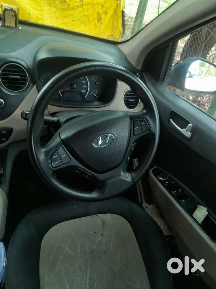 Grand I10 Sportz 2016