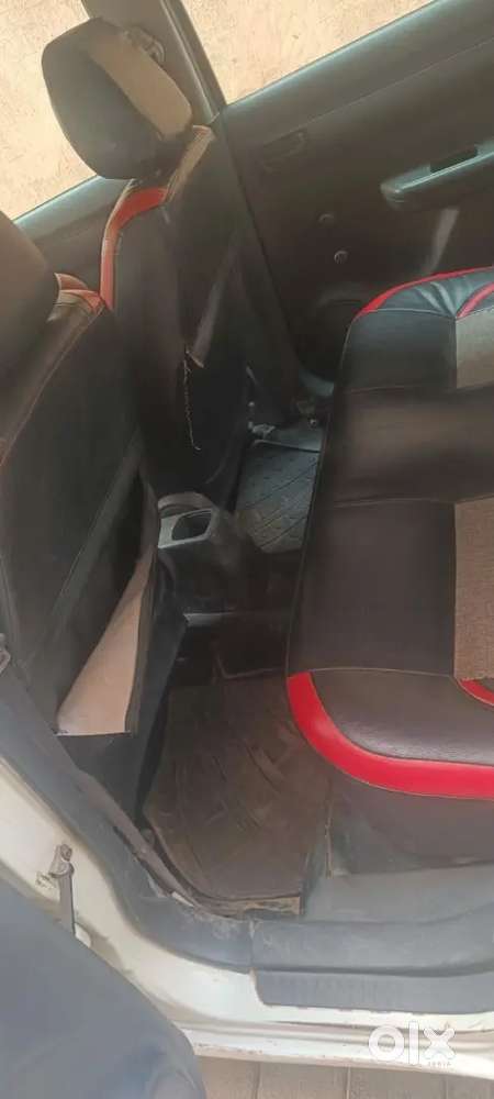 Maruti Suzuki Swift 2011 Petrol 108000 Km Driven