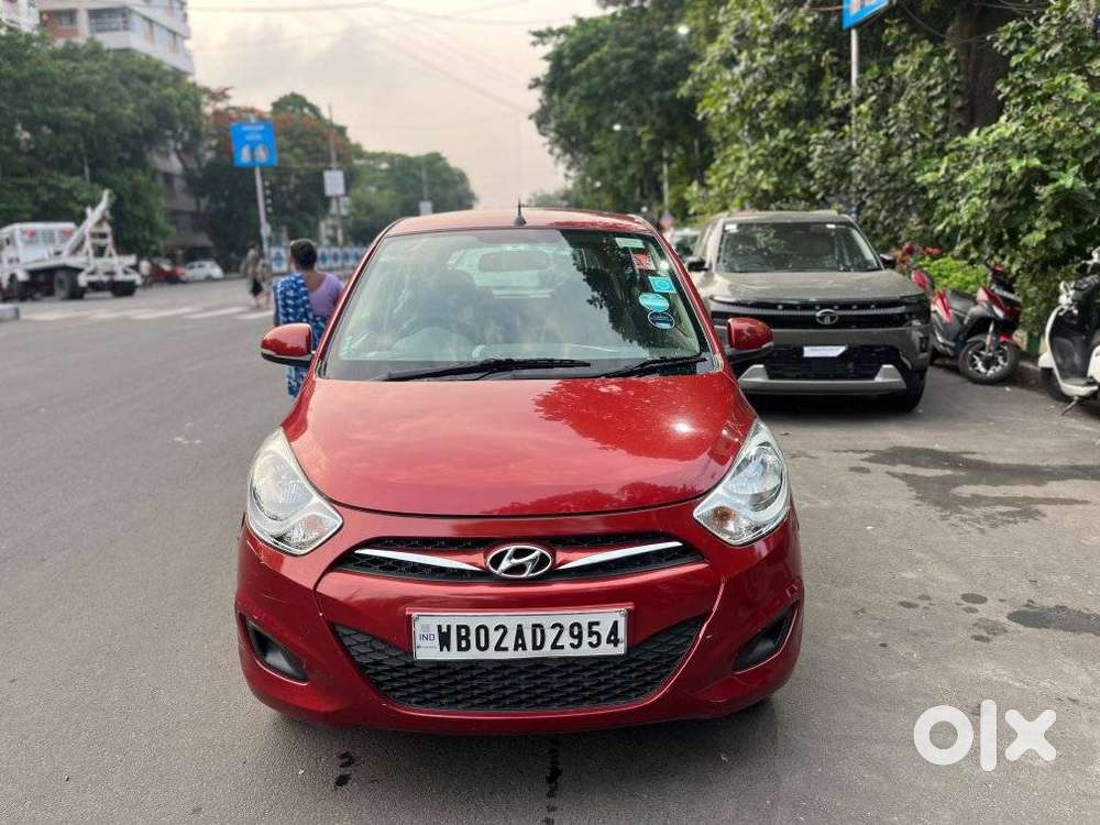 Hyundai I10 Sportz At, 2013, Petrol